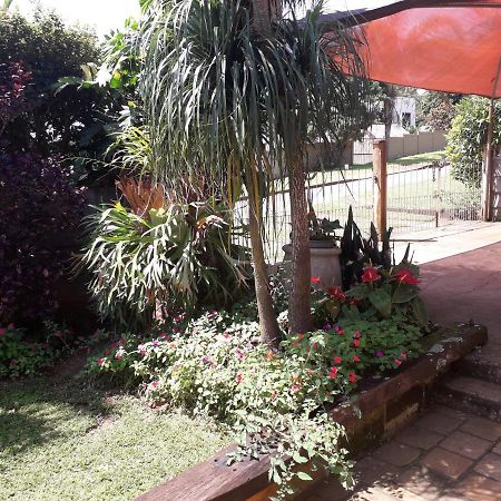 Birdcage B&B Amanzimtoti Exterior photo