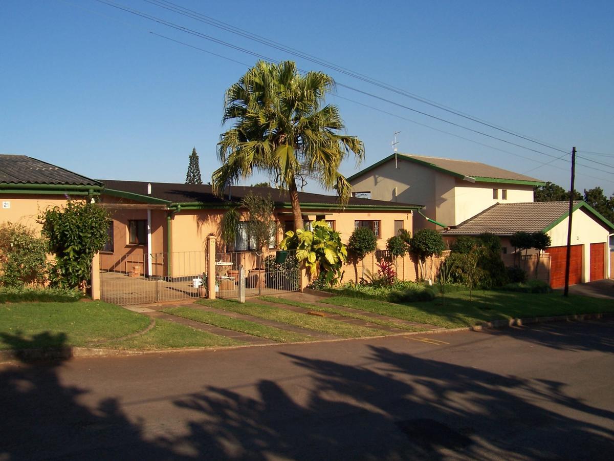 Birdcage B&B Amanzimtoti Exterior photo